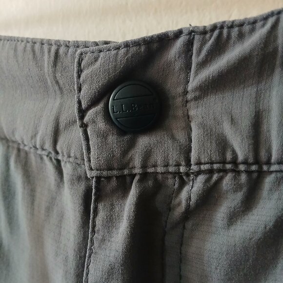 L.L Bean Men's Swimming Trunks Gray Shorts Size Large Pockets Belt Outdoor - Picture 3 of 16